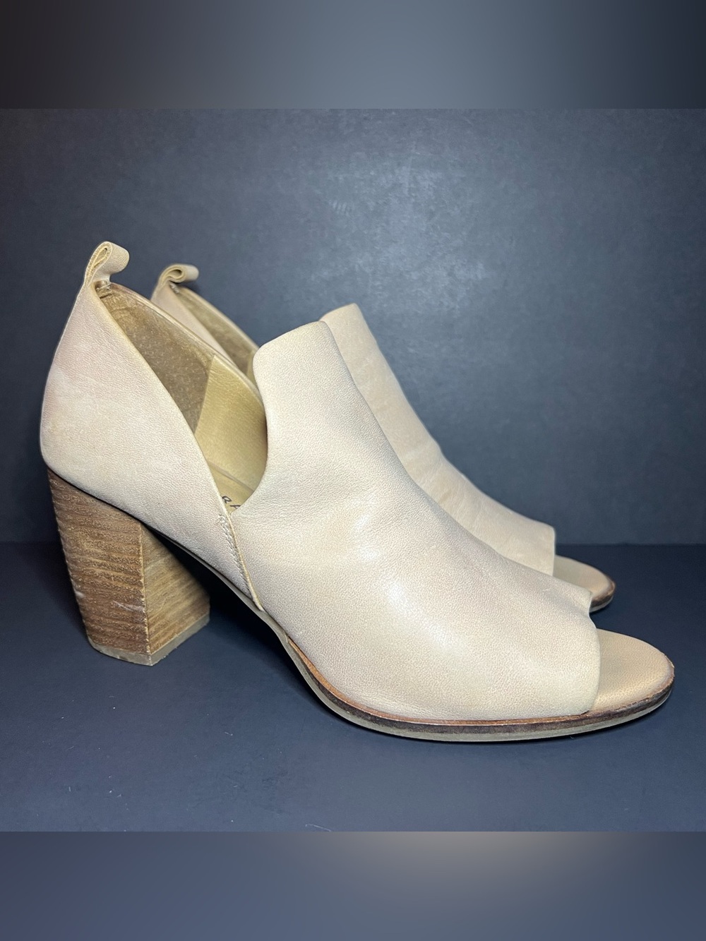 Lucky Brand Jachai Women's Pinkish Tan Leather Peep Toe Wood Heel Boots 8.5M